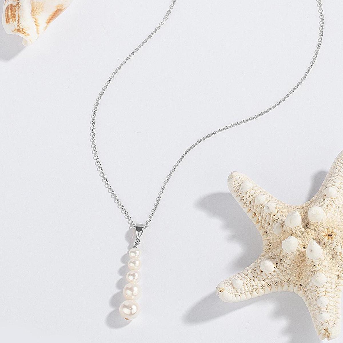 

Элегантное колье-чокер из стерлингового серебра 925 пробы с подвеской из 5 пресноводных жемчужин серебряный