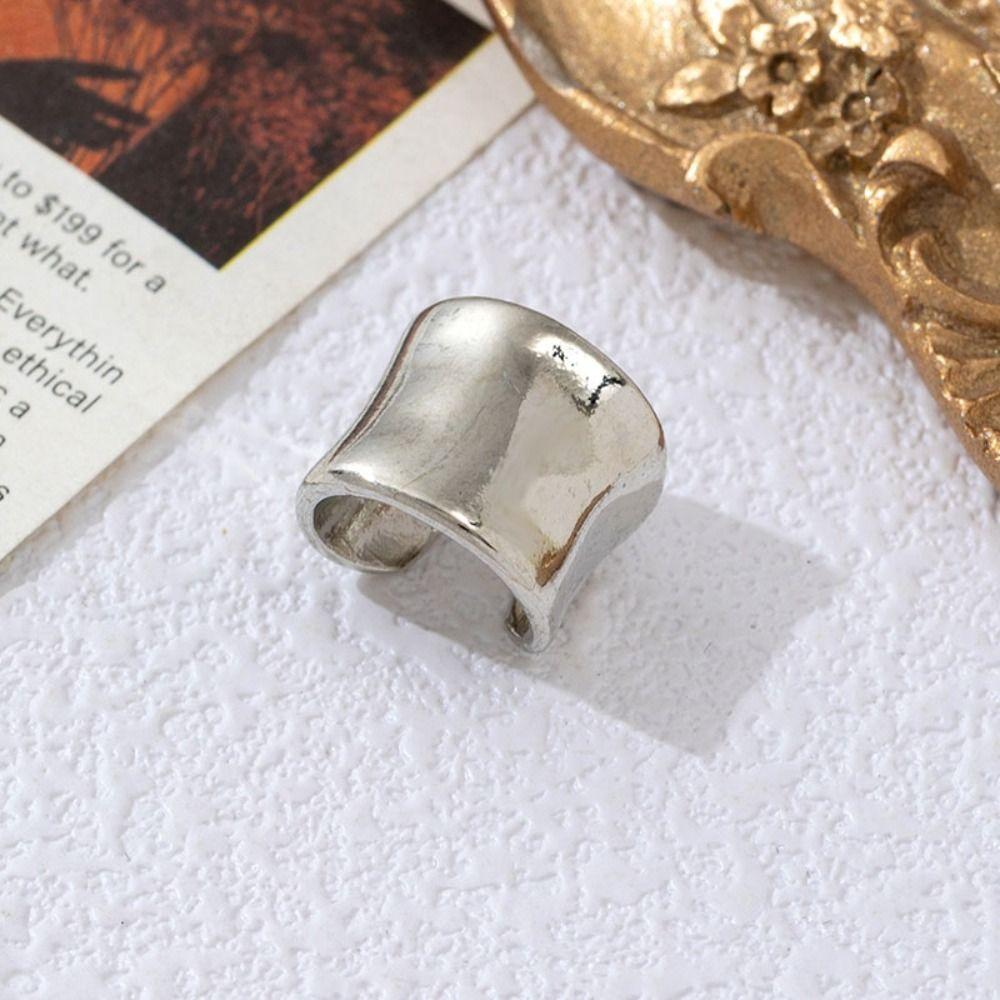 Korean Style Fake Piercing Earcuff Retro Design Classic Wide C Shape Faux Earrings Clip On Double Circle Design Earcuff Earrings