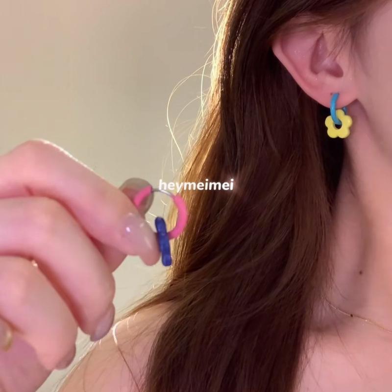 Silver needle dripping oil contrasting color flower stud earrings summer small fresh and sweet earrings dopamine fashion personality versatile earring