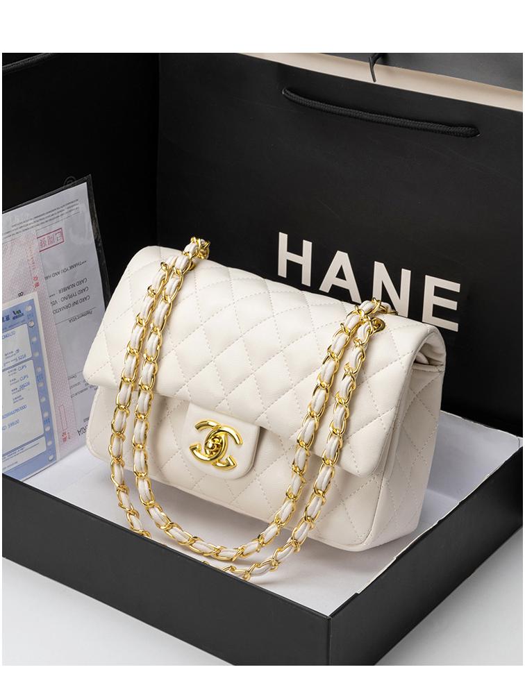 

Шикарная сумка кроссбоди с ромбовидным узором: Стильная и универсальная женская сумка через плечо