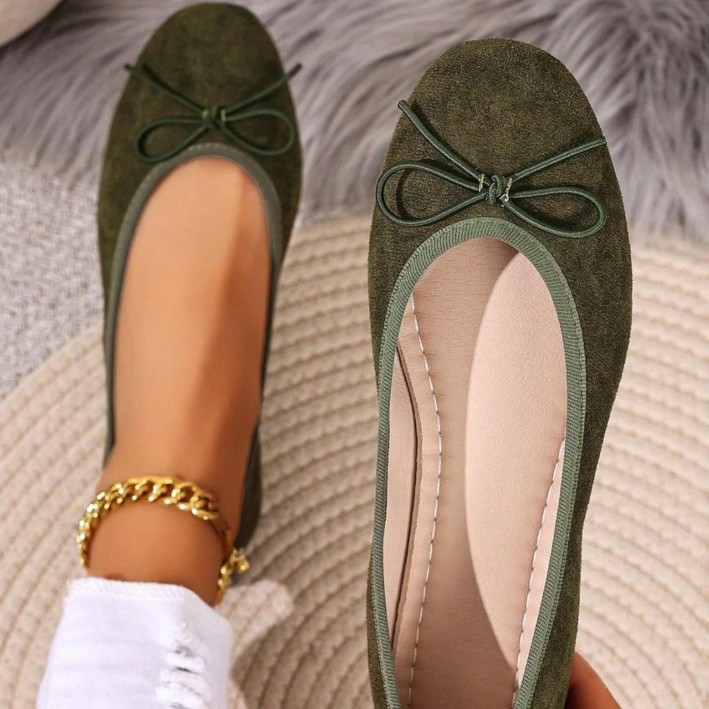 Plus Size Women's Black Suede Ballet Flats with Bow - Soft Sole & Shallow Mouth for Commuting
