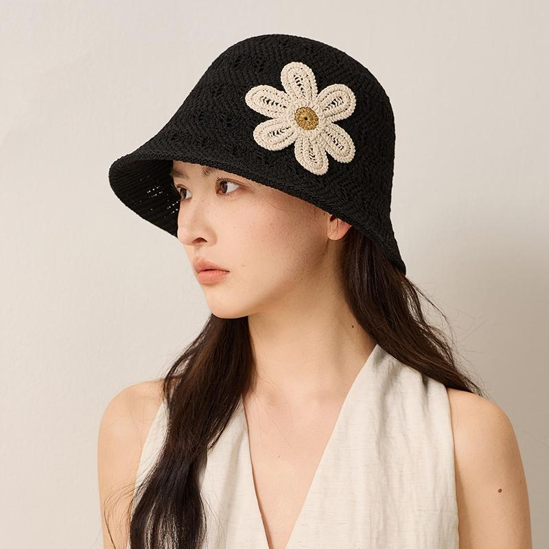 Summer Women's Crochet Bucket Hat Floral Hollow Knit Fisherman Hat Outdoor Travel Sunshade Cap Foldable Soft Beach Hat 2026 New