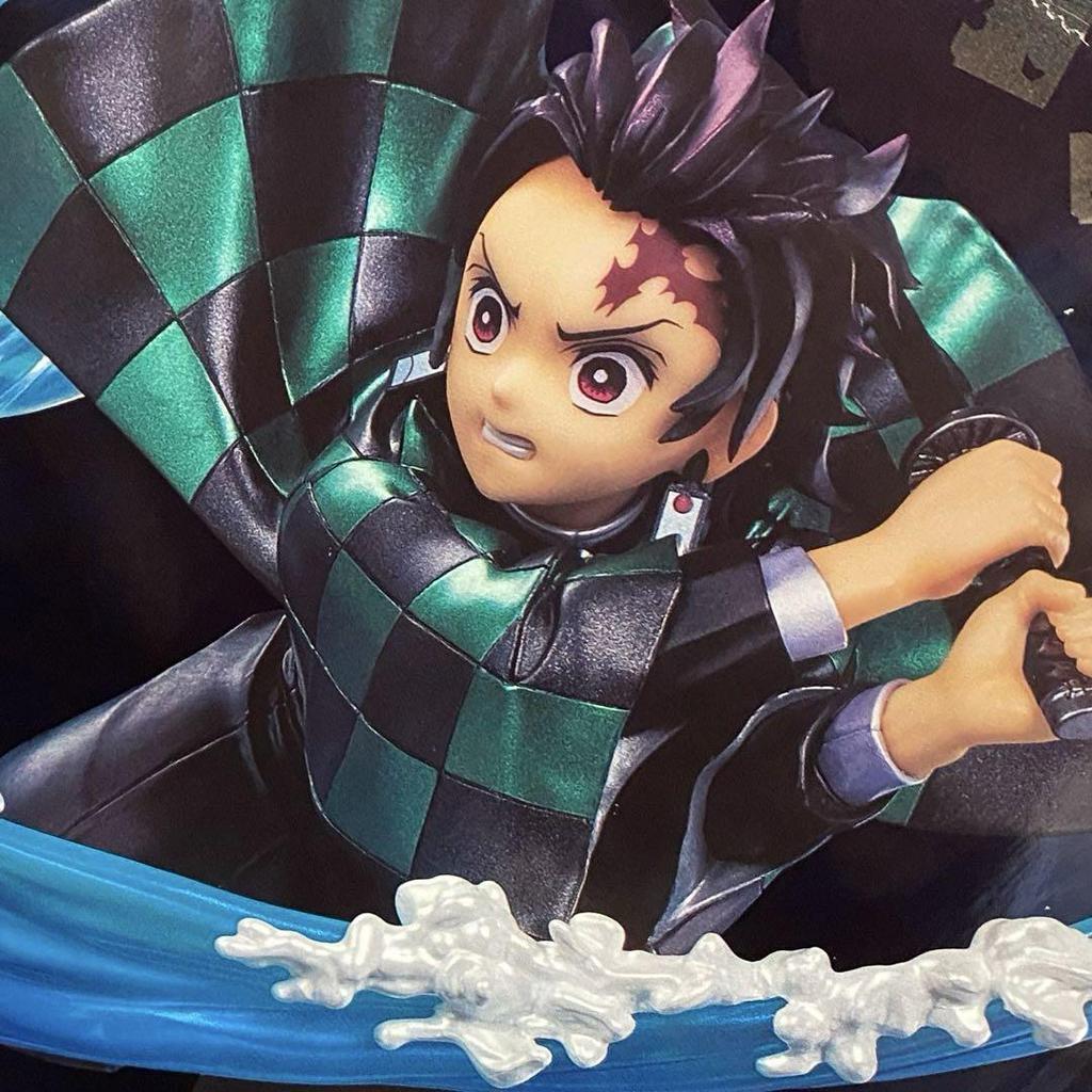 [USED] Demon Slayer: Kimetsu No Yaiba Kamado Tanjiro Figure