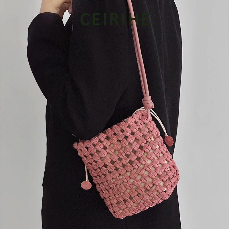 

Ceirihe Vegetable Tanning Leather Hand-Woven Drawstring Bucket Bag Women s Mini Phone Bag Cut Out Shoulder Messenger Bag Mousse powder