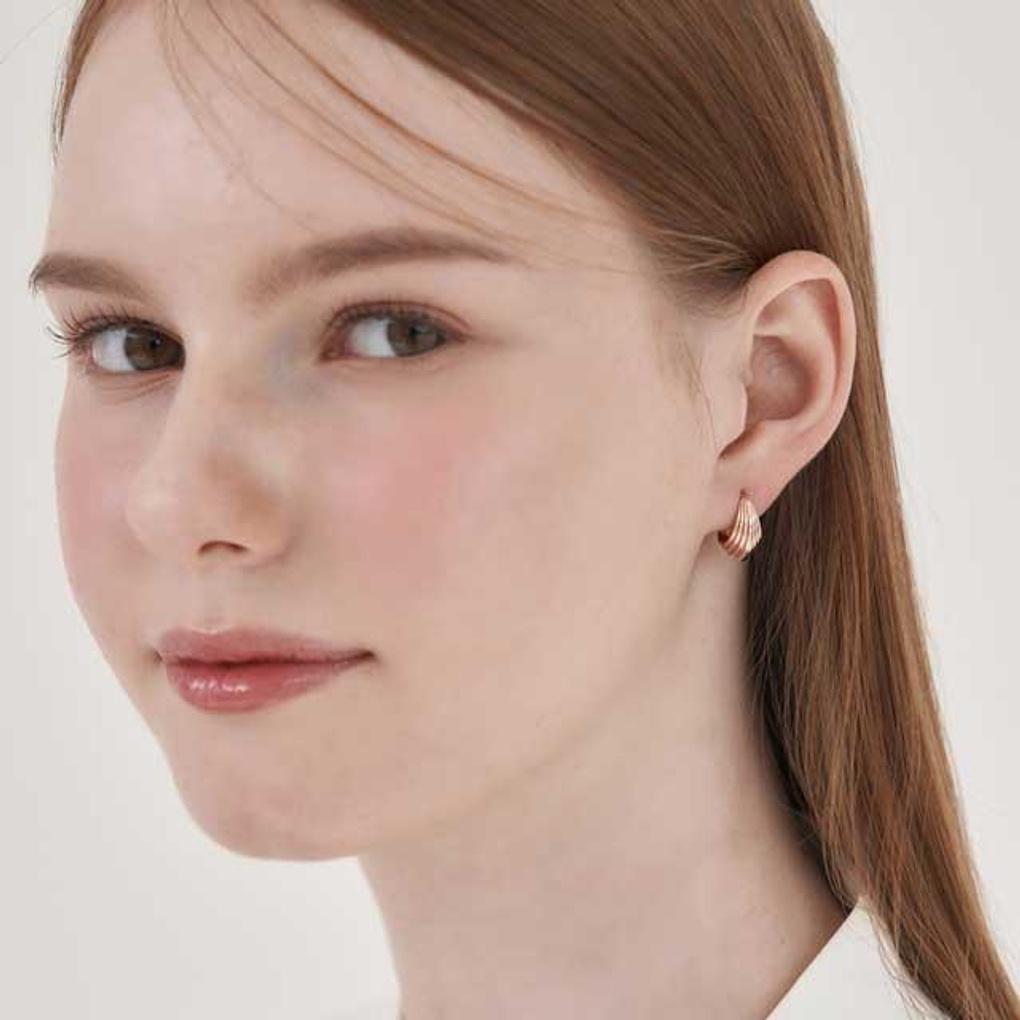 14K GF Bold Voluminous One-Touch Earrings C24EGF210