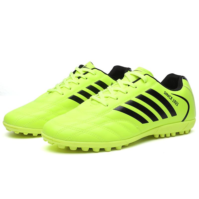 Double Star Professional Anti-Slip Football Kicking Shoes - Studded Breathable Training Model for Grass.