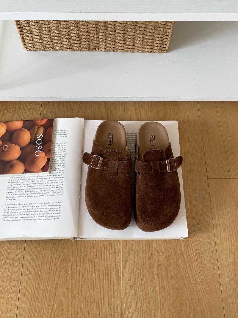 

The small man has a thick sole to increase the height of the Mori literary style bag head and half slippers, and the woman wears ugly and cute leath 40