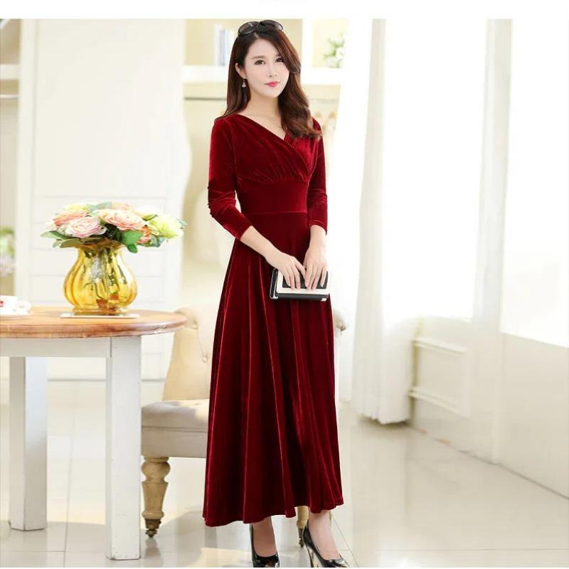 2025 New Autumn/Winter Plus Size Velvet Dress Long Sleeved, V Neck, Big Swing Gown for Evening Parties and Banquets
