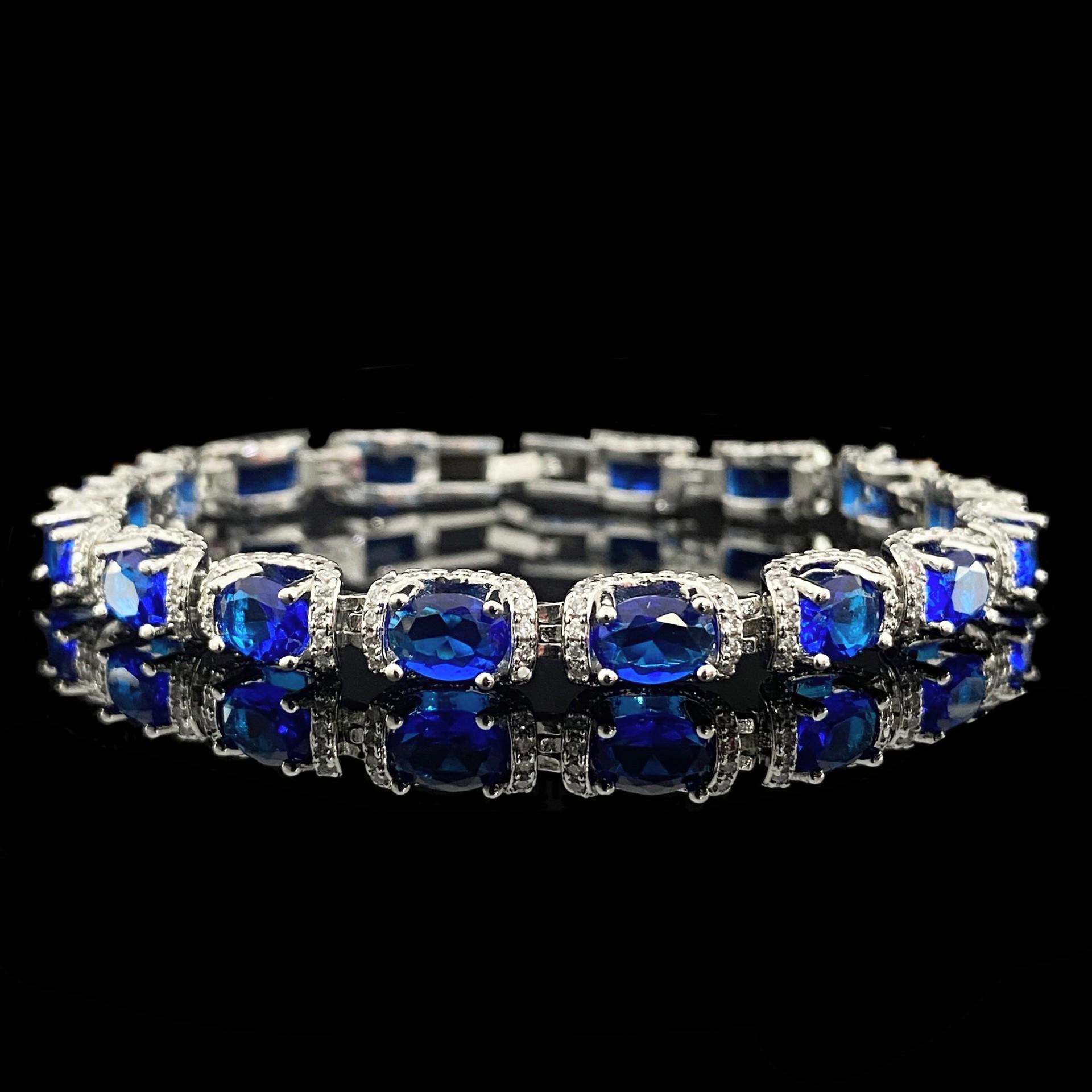 

Европейский и американский браслет «Галактика принцессы» из микро-паве бриллиантов и аквамарина с рубиновым кружевом