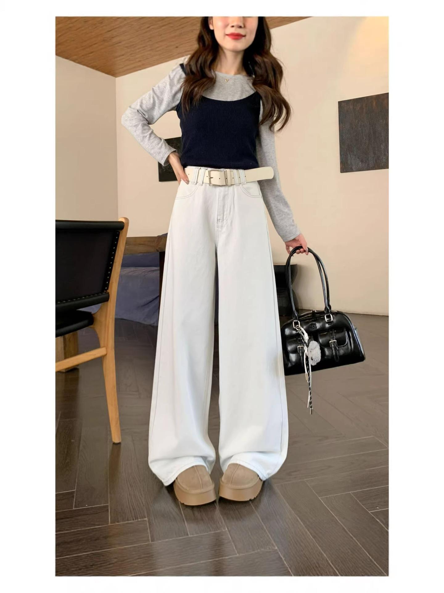 

Plus Size Washed Retro Light Jeans: Loose Straight Wide-Leg Floor-Length Pants with Belt 2XL