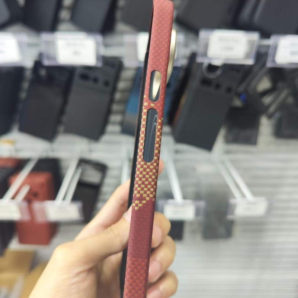 Carbon Fiber Magnetic Case for Google Pixel 10 Pro / 10 Pro XL 9 Cases Magnetic Metal Ring Ultra-thin Aramid Fiber Cover