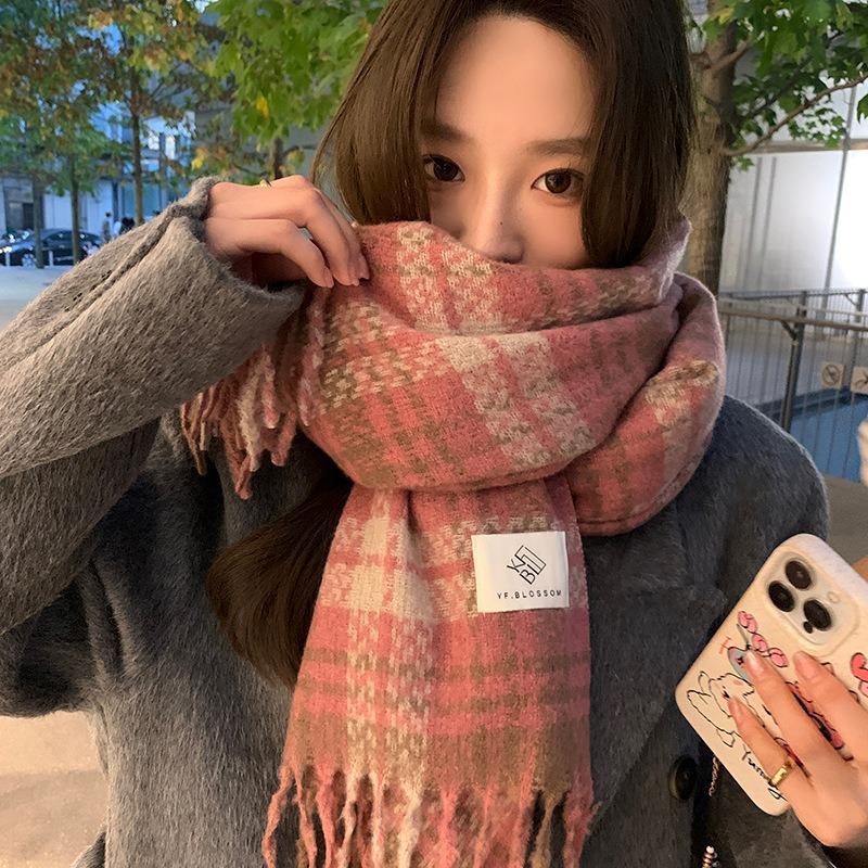 Dried rose pink plaid scarf women's winter senior feeling warm new sweet versatile fringed shawl scarf