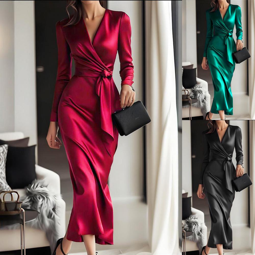 Autumn 2025 New Arrival: Women's Slim V-Neck High-Waist Lace-up Long Dress