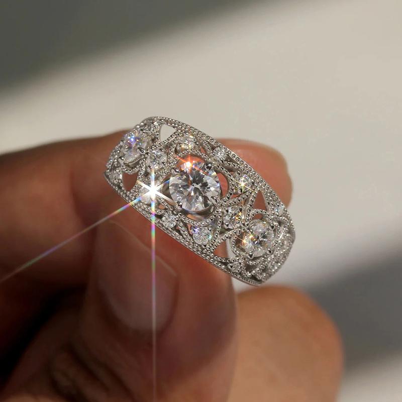 Huitan Sparkling Crystal Rings for Women Full with Cubic Zirconia Hollow Out Designed Trendy Female Accessories Wedding Jewelry