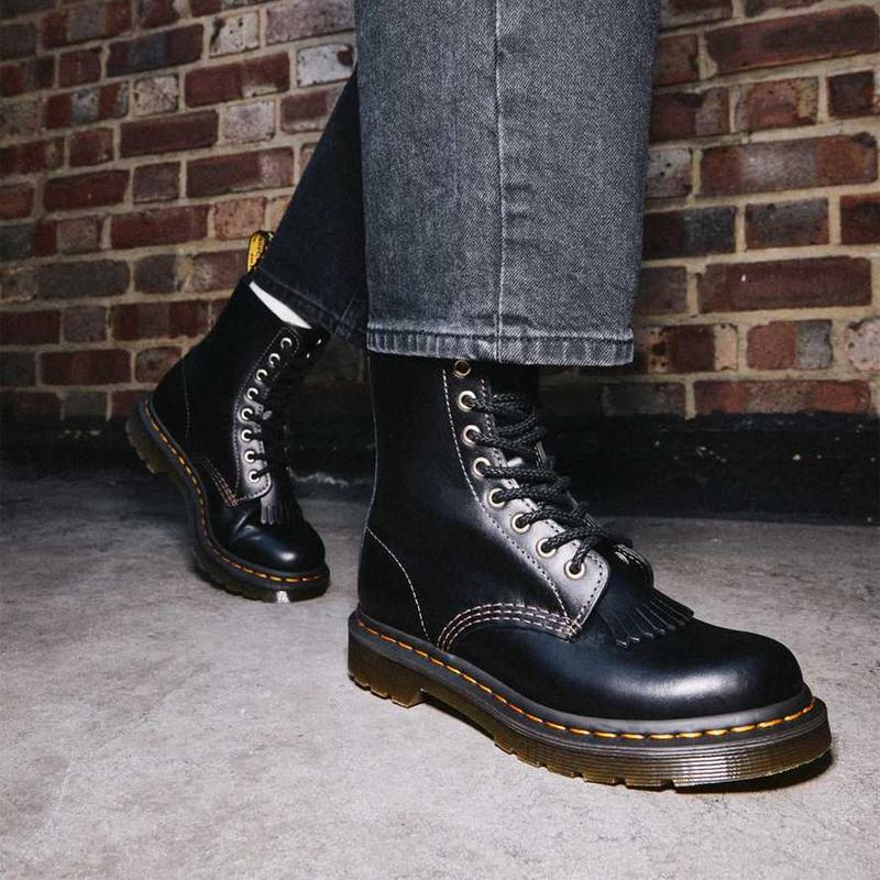 Dr. Martens 1460 Pascal Abruzzo Elastic Band Woven Bottom Short Boots Women Boots Black 26940001