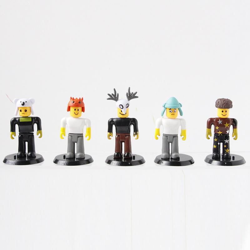 Cross 3.5-Inch Forest Survival Nights Figure Blind Bag Game Toy