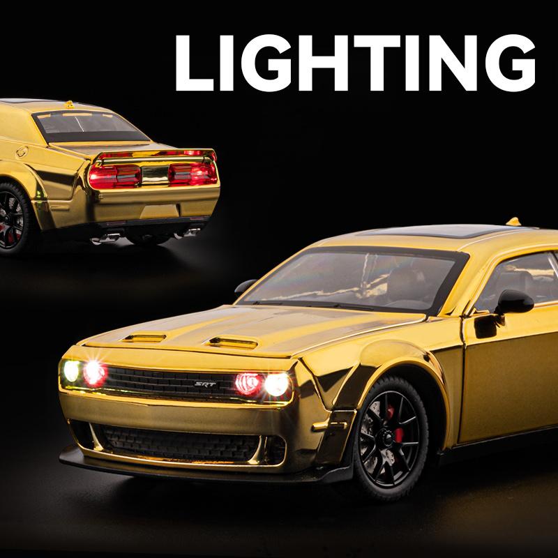 1/24 Dodge Challenger Hellcat SRT Electroplating Version Alloy Scale Car Model Diecast Metal Sound and Light Children Toy Car Vehicles