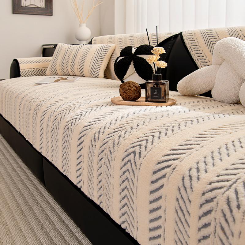 

Autumn And Winter New Thickened Sofa Cushion Plush Seat Cushion Non-Slip And Anti-Cat Claw Leather Sofa Cushion Simple And Modern 70*70cm