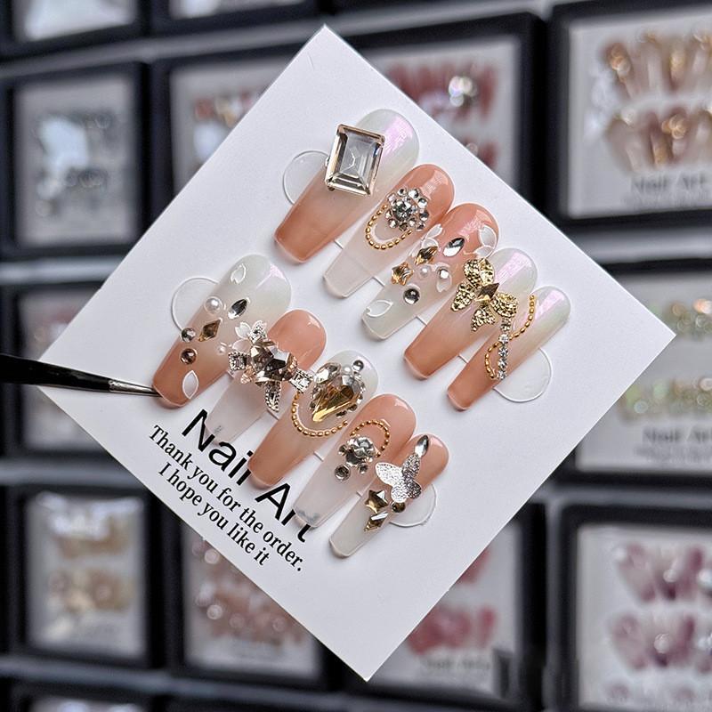 

Pure Handworn Nail Piece Fashion Light Luxury Highend Temperament Style White XS