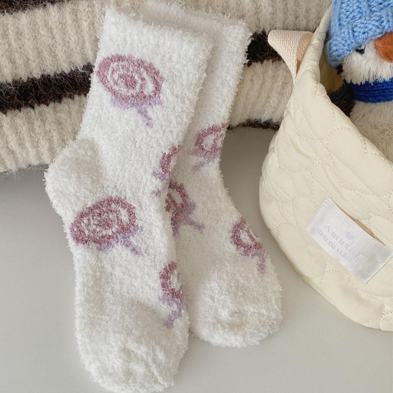 Autumn and Winter Coral Fleece Socks, Women's Thickened Warm Sleep Socks, Floor Socks, Home Postpartum Socks, Mid-calf Socks