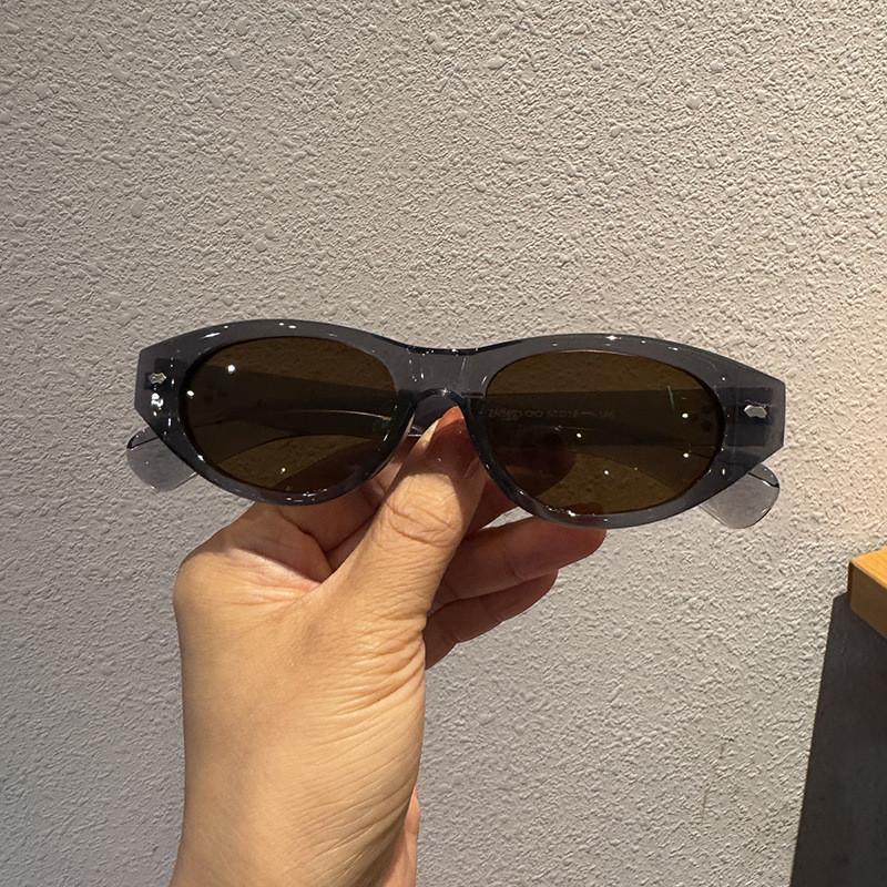 

Retro Round Frame Sunglasses With Shield For Casual Outings And Riding
