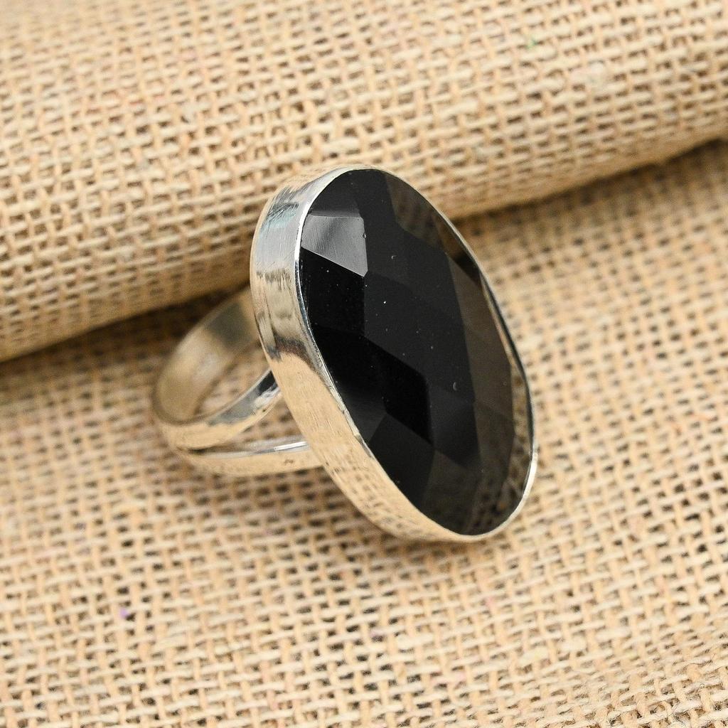 Erstaunlicher handgefertigter Schmuckring aus schwarzem Spinell-Edelstein aus 925er Sterlingsilber