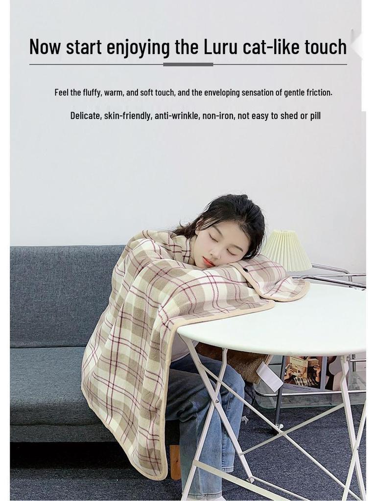Premium Cozy Fleece Blanket - Warm, Thick, Multi-Functional for Autumn and Winter