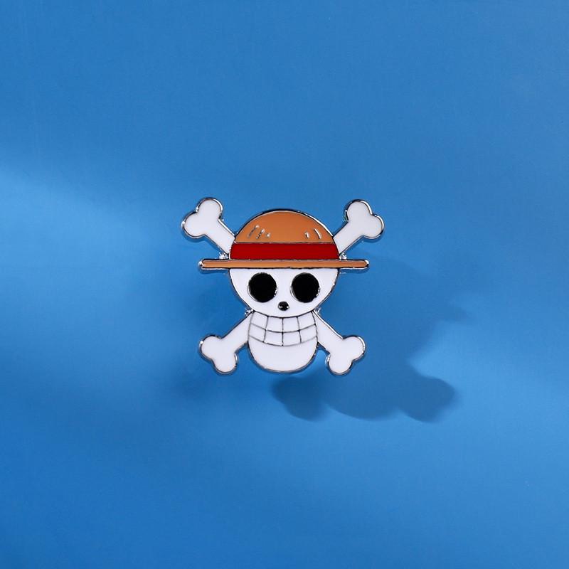 One Piece Luffy Straw Hat Brooch: Cute Cartoon Pin for Students & Fans