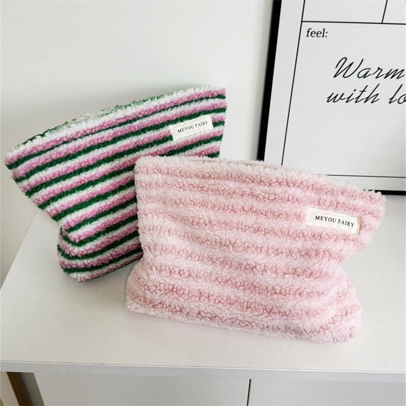 1Pcs Women Mini Makeup Handbags Wallet Pouch Bag Zipper Cute Small Travel Cosmetic Lipstick Earphone Card Storage Bag Purse