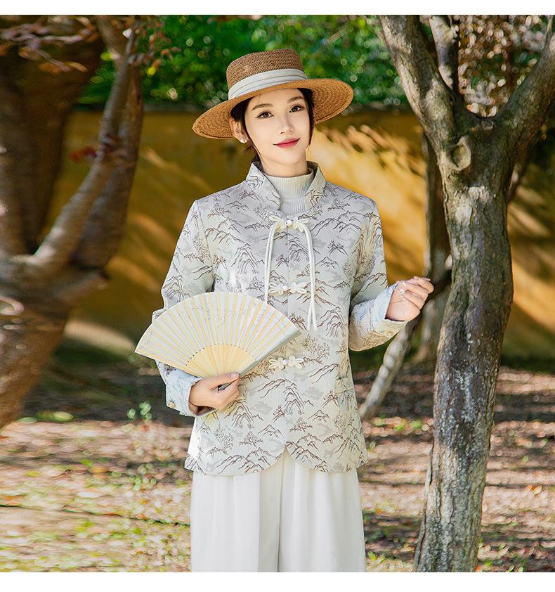 2026 New Autumn Chinese-Style Jacket for Middle-Aged Women with Frog Button
