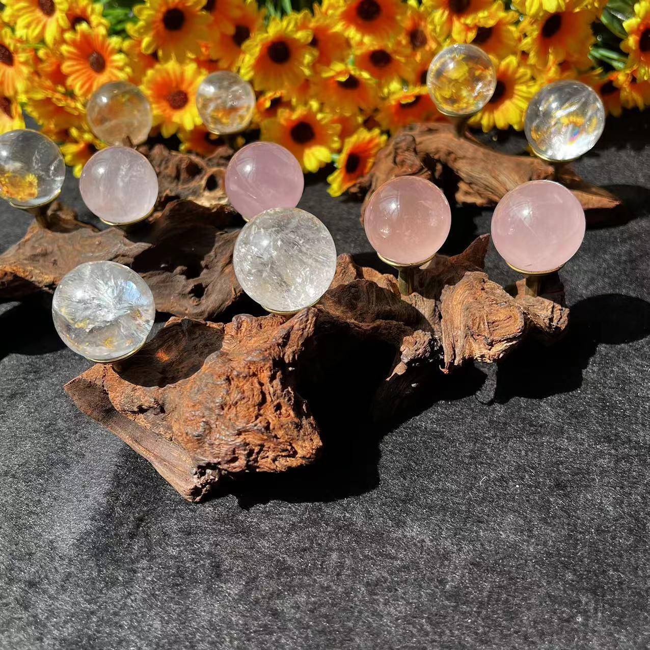 

Natural Crystal Ball with Irregular Root Carving Base for Home or Office Decor One Ball Slot