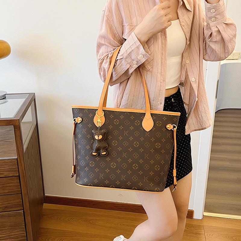 New bag women's fashion large-capacity commuter shoulder bag retro printed tote bag trendy shoulder women's bag