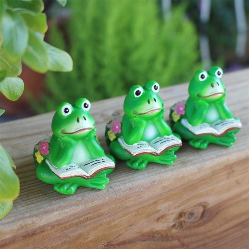 Pack of 3 Small Frogs Statues Ornaments for Indoor and Outdoor Use as Pot Lifters and Decorative Planter Risers Feet