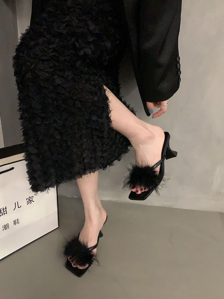 French High Heels Fluffy Slippers Women's Shoes Wear 2025 New Summer Fairy Style Black Sandals