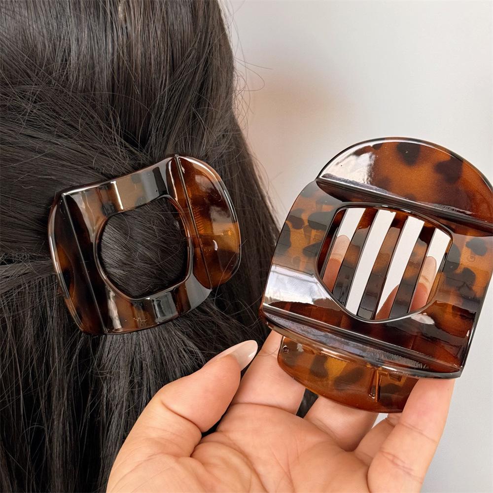 Korean Retro Tortoiseshell Non-Slip Hair Claw Clip for Elegant Half-Up Styles
