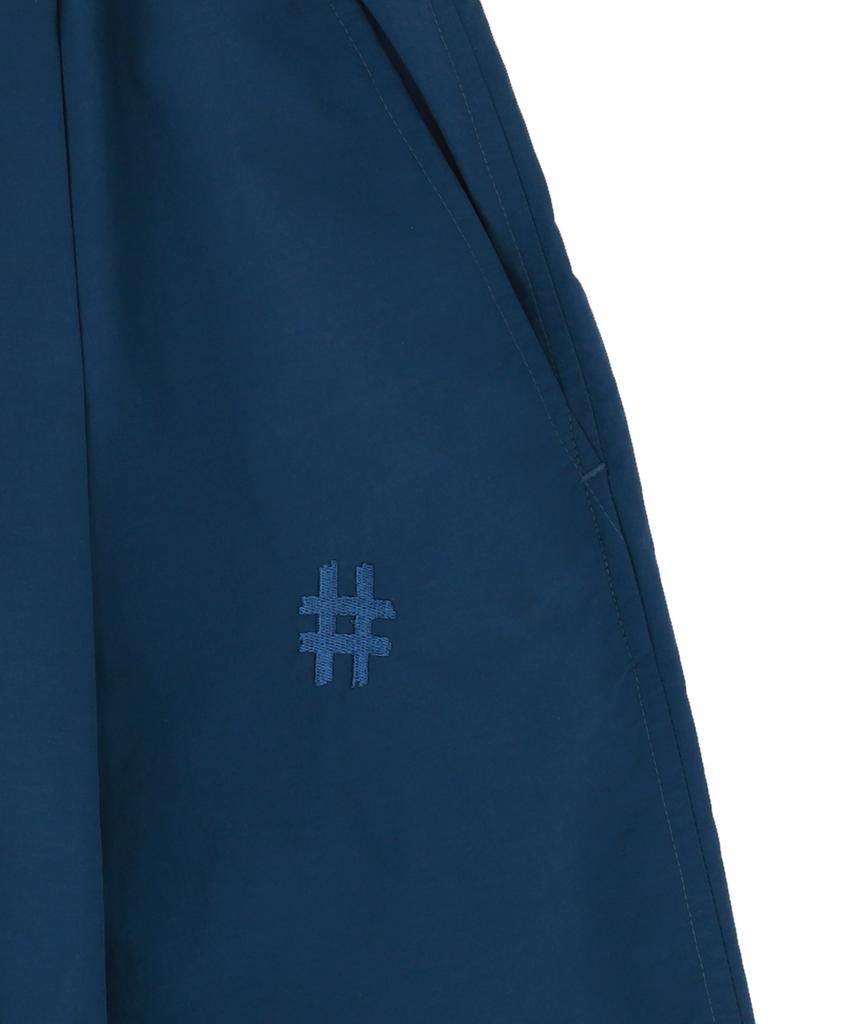BEENTRILL One-Pleat Cuff Oversized Shorts (Indigo)
