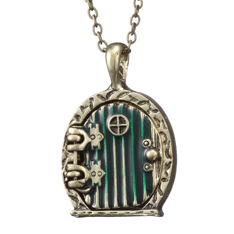 New Lord Same Ring Dwarf House Door Necklace Retro Movie Series Exquisite Open Pendant Necklace Party Jewelry Gifts