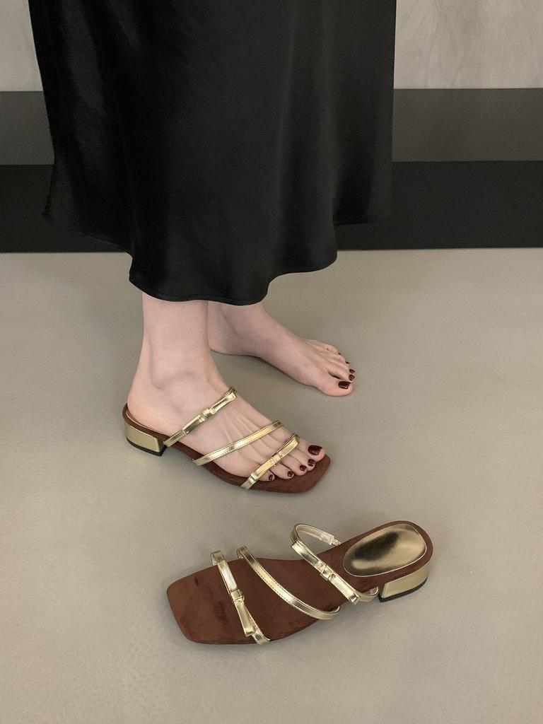 French thick heel silver thin belt cool slippers women's shoes wear 2025 new summer skirt fairy sandals