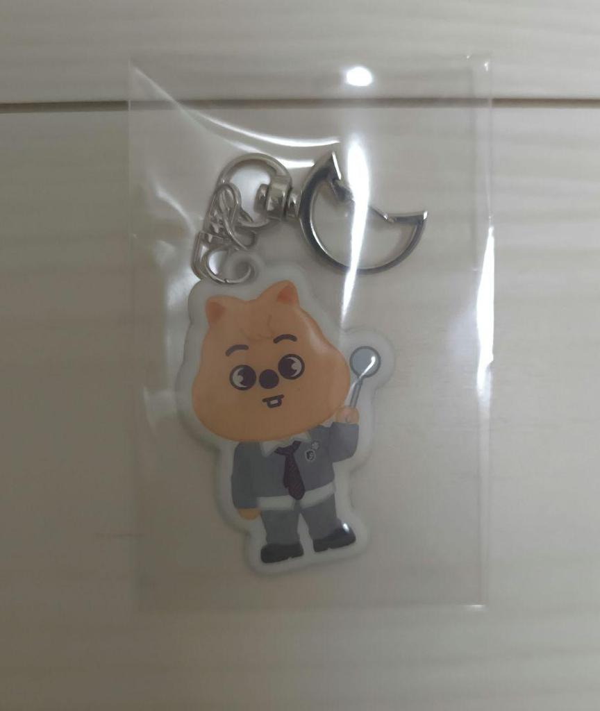 [USED] Keychain MAGICSCHOOL Hank Vodka Han