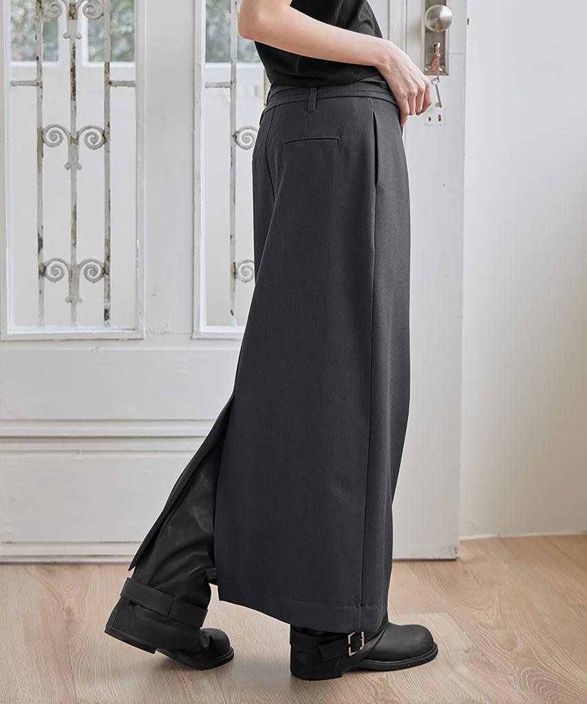 Leondeondada H-Line Strap Skirt, Charcoal