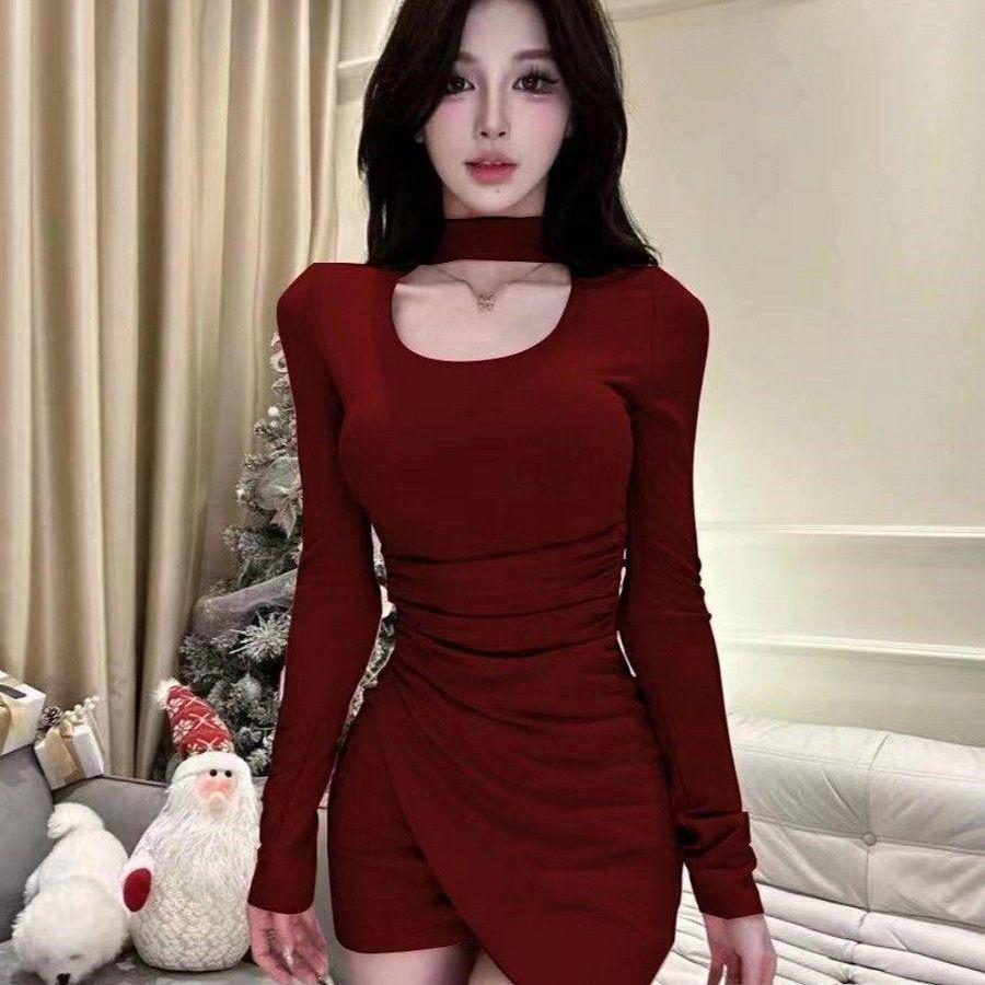 

Retro Spicy Halter Neck Dress: Slim Fit, Waist Cinched, Hip Hugging Design for Spring and Autumn Large вино красного