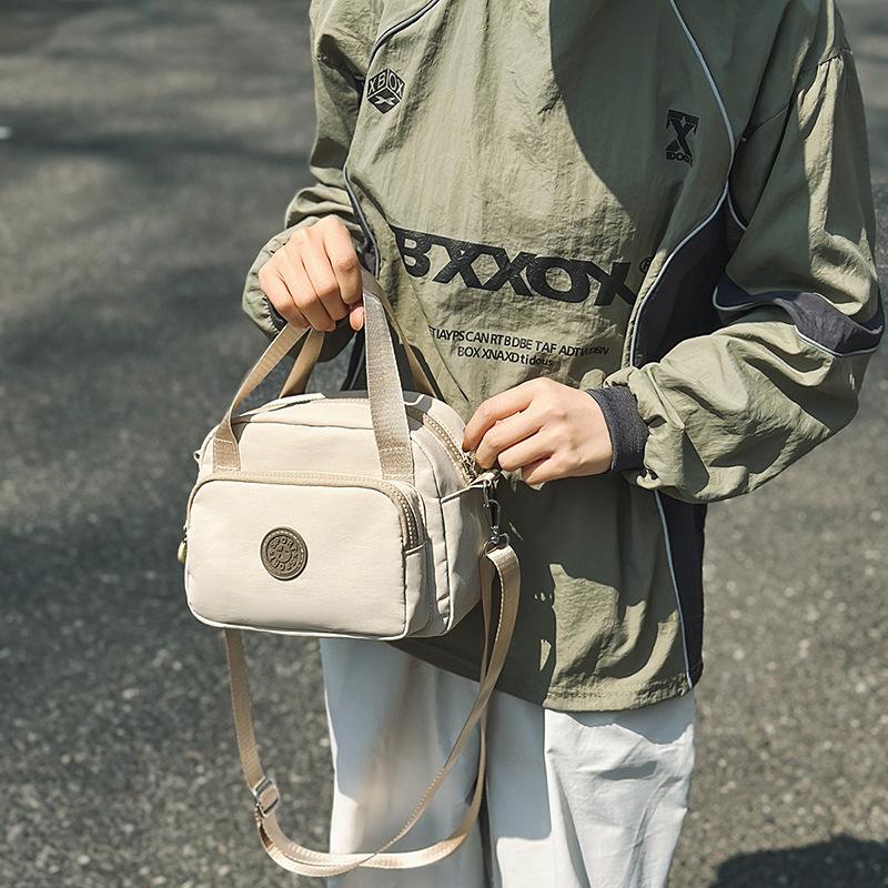 New versatile small square bag trendy women's shopping handbag lightweight anti-splashing nylon bag casual messenger bag
