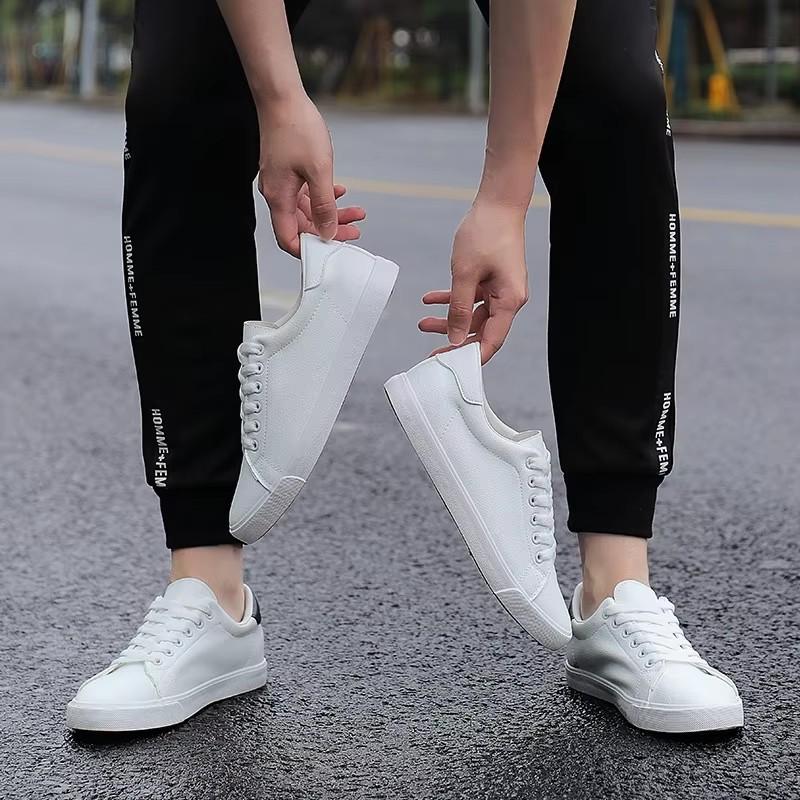 2025 Spring Summer White Shoes Street Style Mens Casual Shoes Fashion Brand Male Footwear Soft Skateboard Shoes