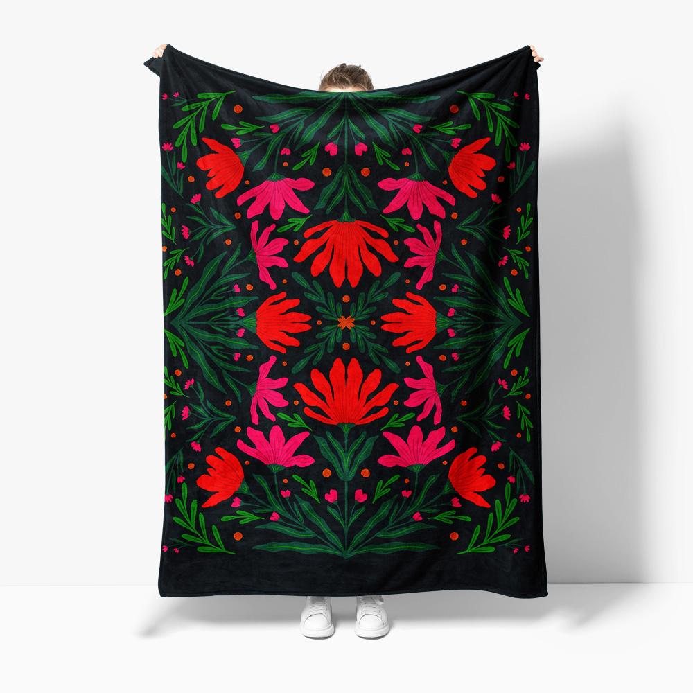 

Vibrant Red Floral Fleece Blanket - Christmas Gift for Women Girls Sofa Bed Decorative Throw Blanket 75x90cm