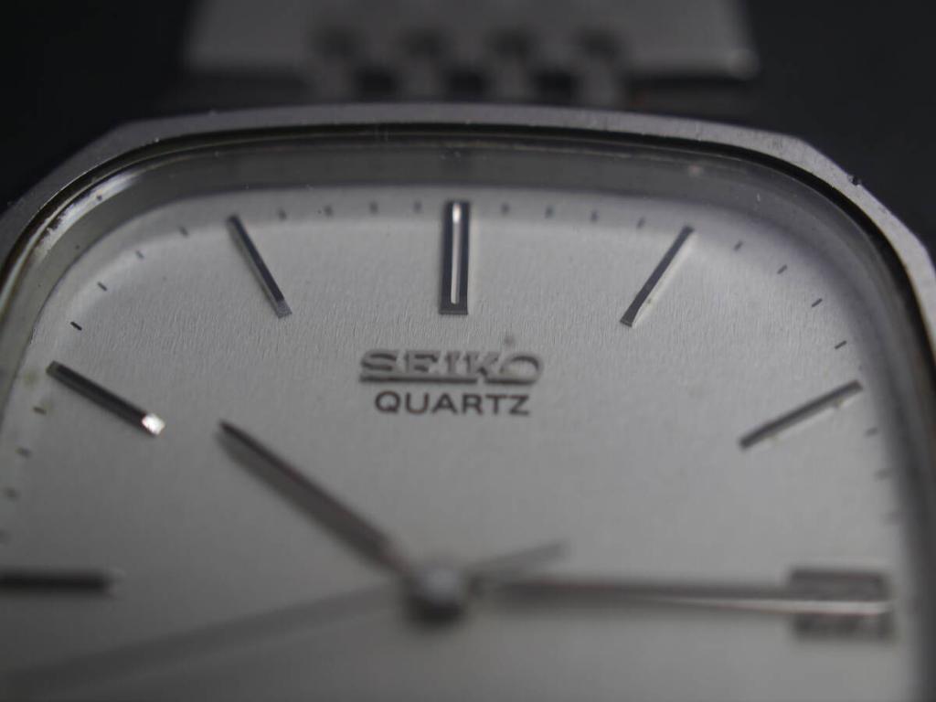 SEIKO Twin Quartz Date Watch 3-Hand 9642-5000 Men's AE528