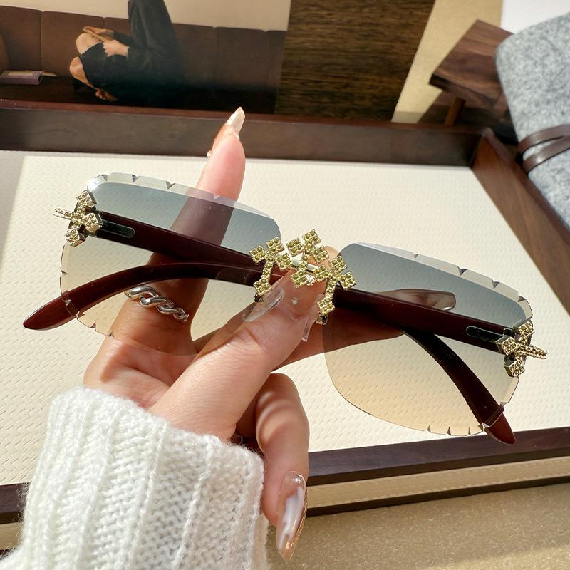 

Women s Fashionable Frameless Edged Sunglasses Square Frame Lace Diamond-set Fashionable Glasses 90324