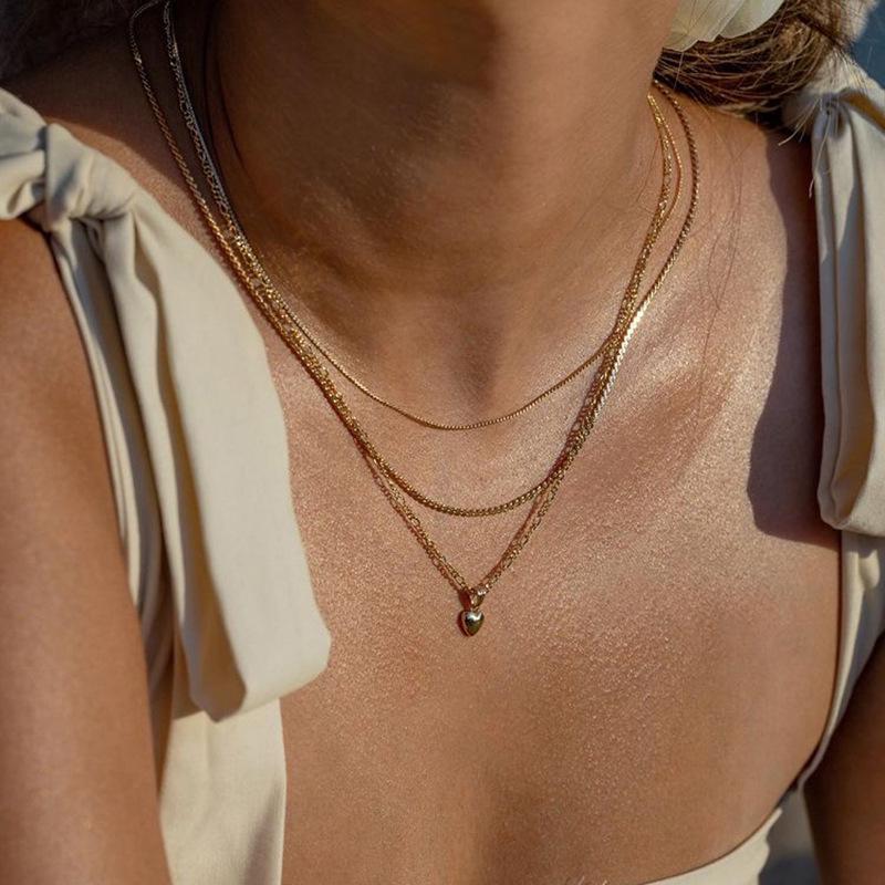Retro Multi-layer Star Lock Pendant Chain Necklace for Women