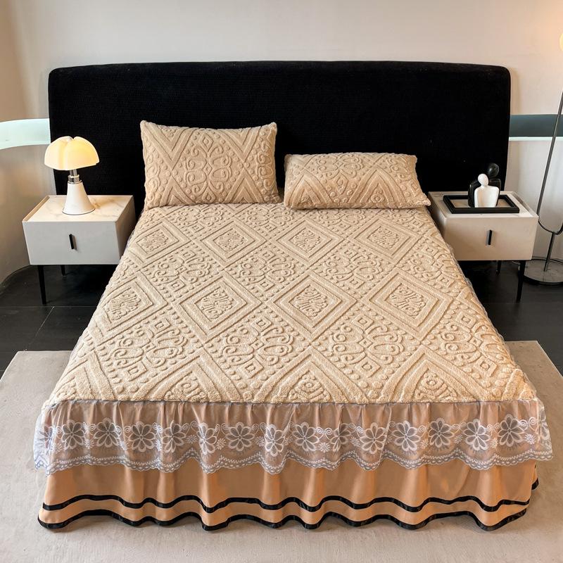 Tafu Velvet Jacquard Bed Skirt Plush Thickened Dustproof and Anti Slip Bed Cover Embroidered Lace Bed Sheet 3pcs Home Textile