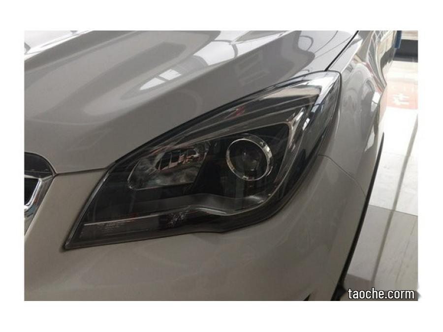 Changan CS35 Headlight Assembly Compatible with 17 Models: New Front Combination Light