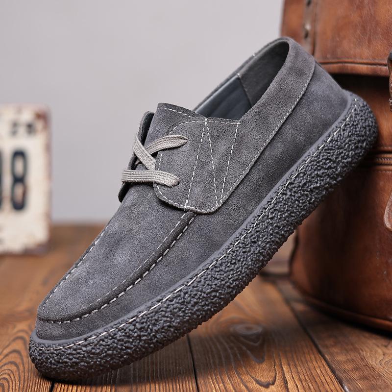 

Весенняя модная обувь. Низкие повседневные кожаные туфли. Мужская универсальная замшевая мужская обувь из натуральной кожи в британском стиле. Замшевые кроссовки в корейском стиле в стиле ретро. 44